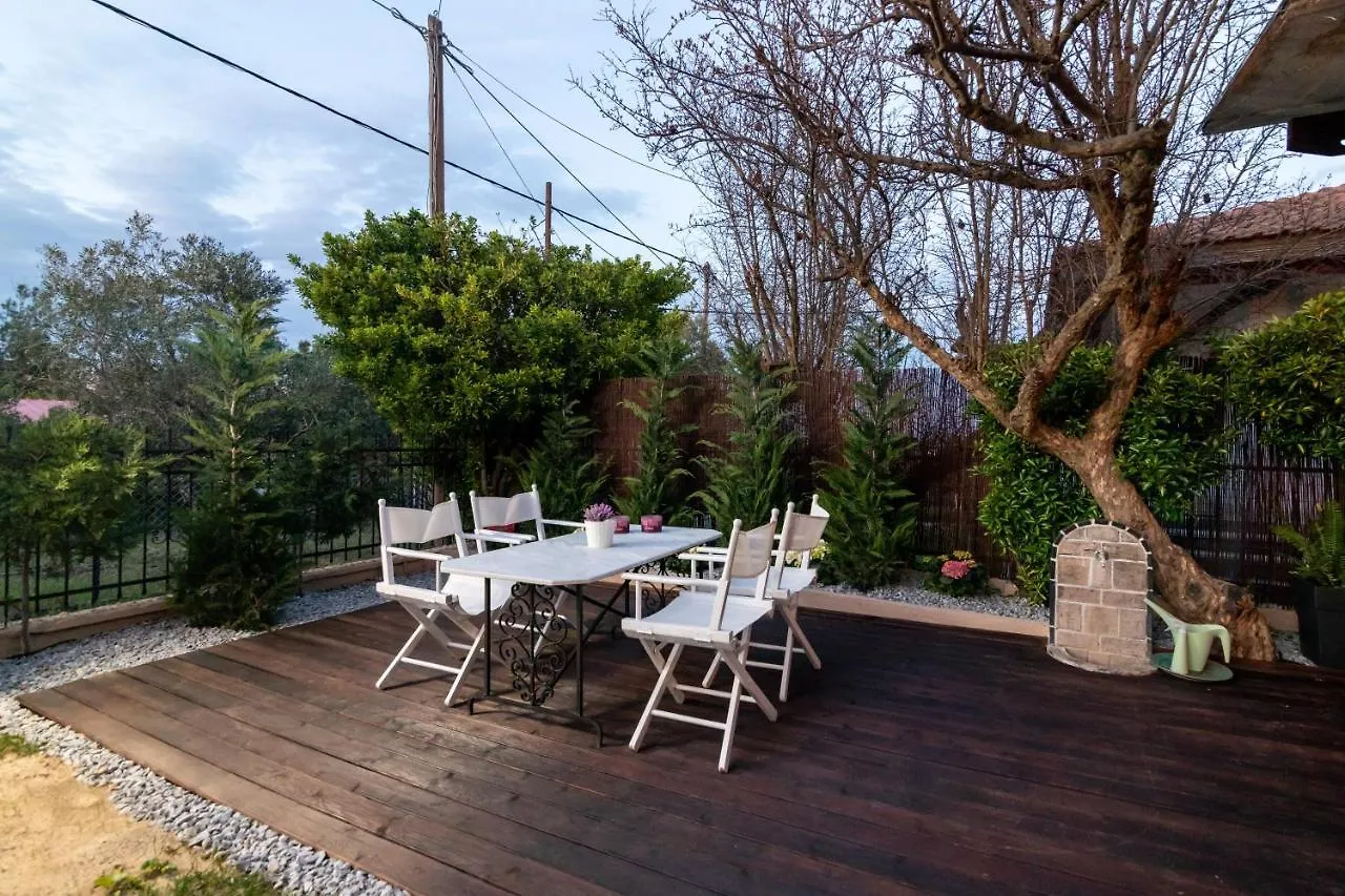 Apartment F & B Collection - St Triada For 8 - Villa Niki Agia Triada  Greece